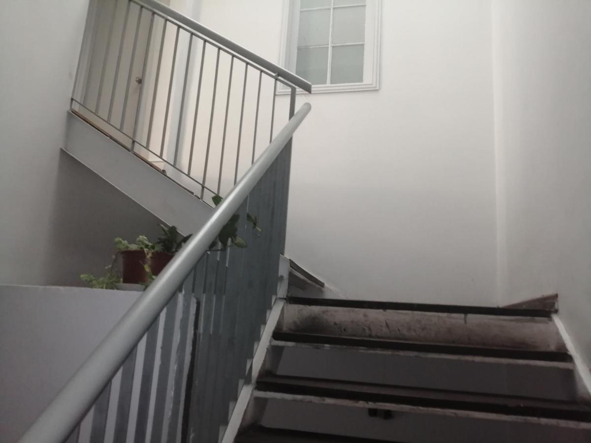 Отель Hostal Mancora Monjitas 755 Сантьяго Экстерьер фото