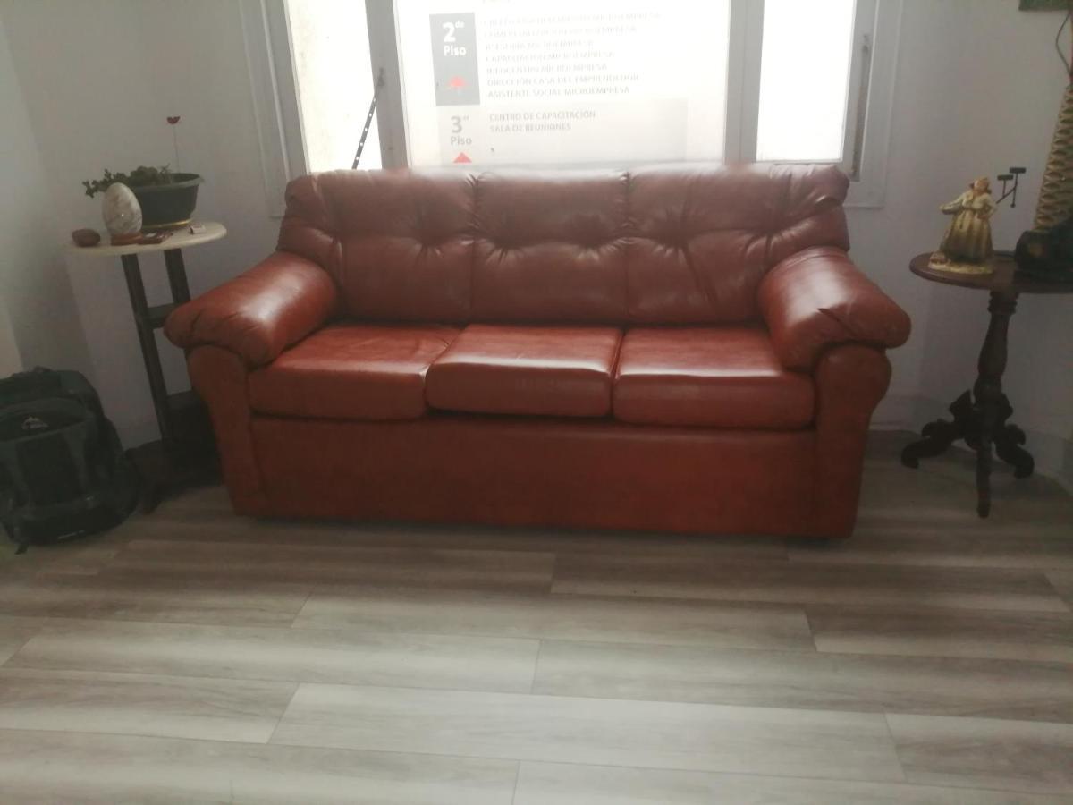 Отель Hostal Mancora Monjitas 755 Сантьяго Экстерьер фото