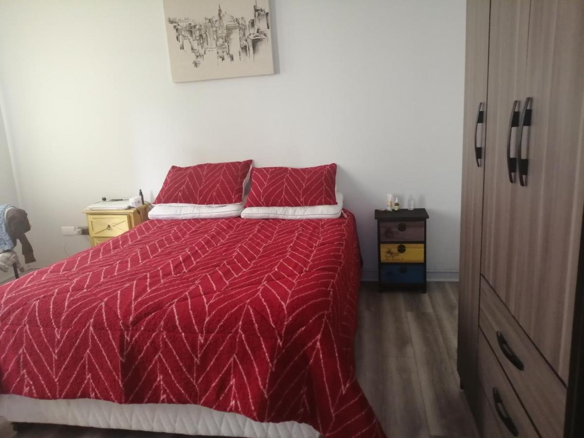Отель Hostal Mancora Monjitas 755 Сантьяго Экстерьер фото
