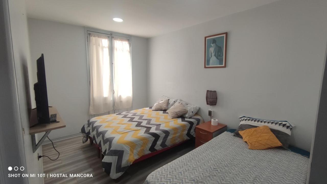 Отель Hostal Mancora Monjitas 755 Сантьяго Экстерьер фото
