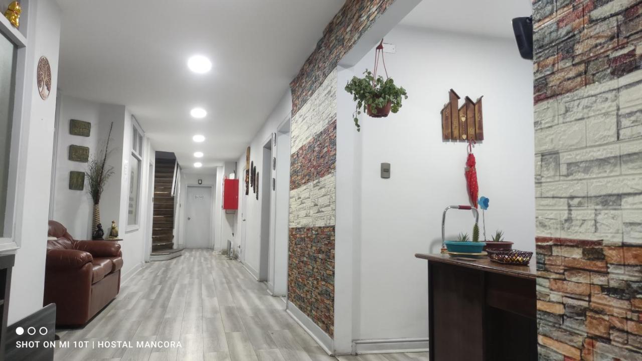 Отель Hostal Mancora Monjitas 755 Сантьяго Экстерьер фото
